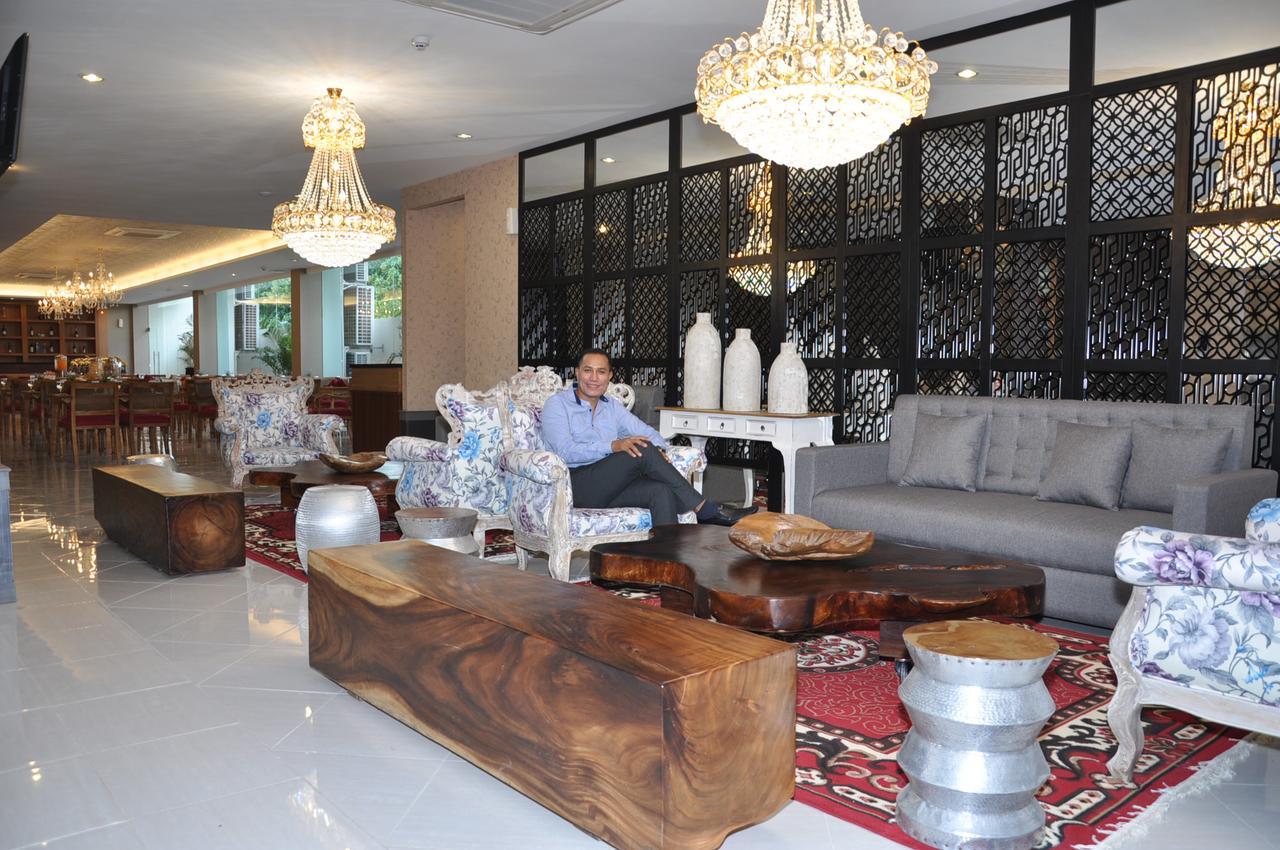 Grand Sarila Hotel Yogyakarta Kejayan Exterior photo