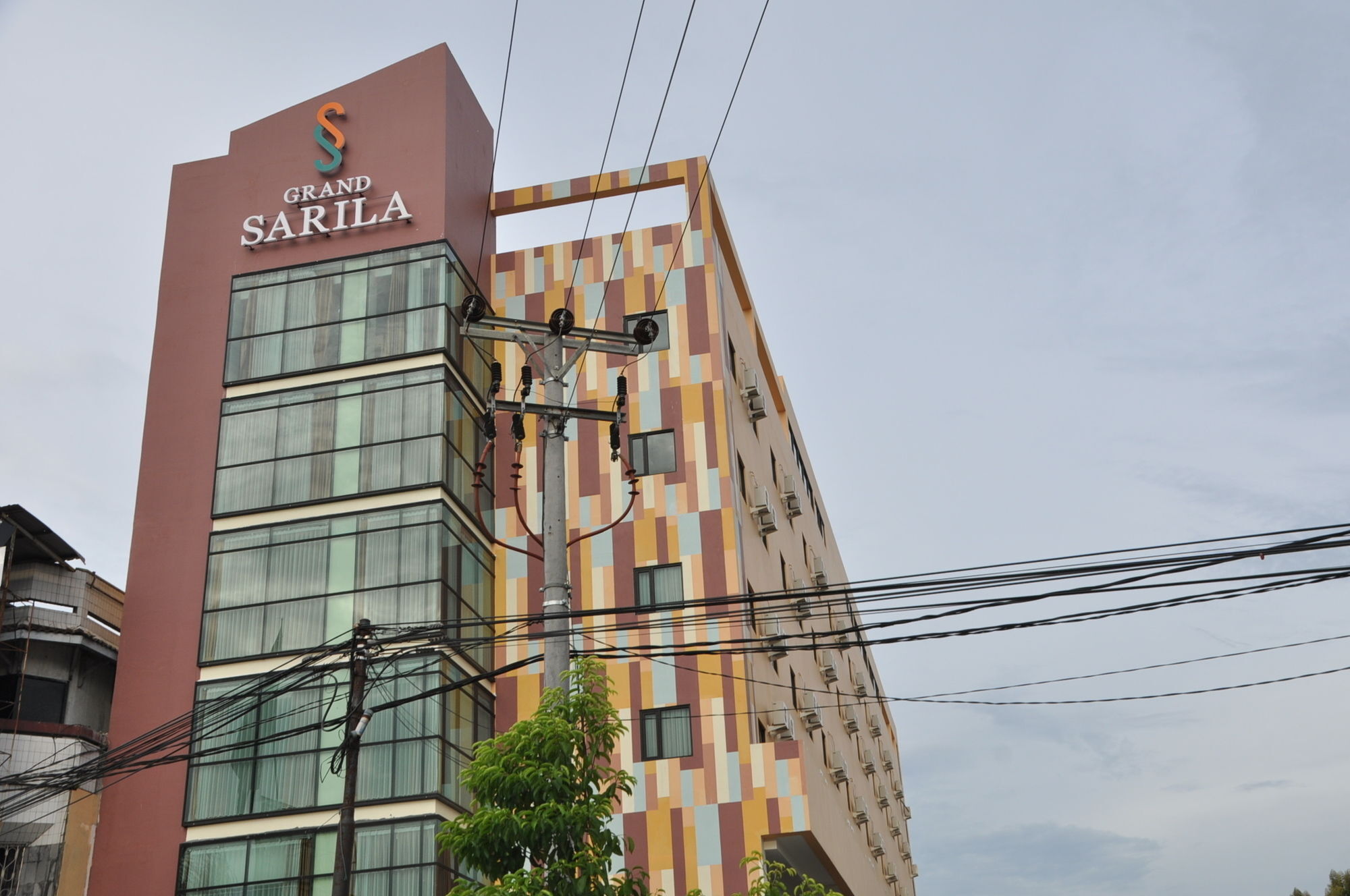 Grand Sarila Hotel Yogyakarta Kejayan Exterior photo
